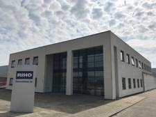 Oplevering hoofdkantoor Riho International